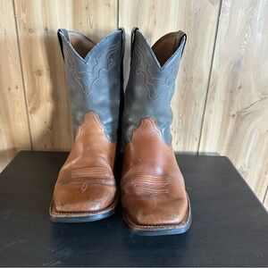 Classic Ariat Two-Tone Western Boots size 8.5 EE